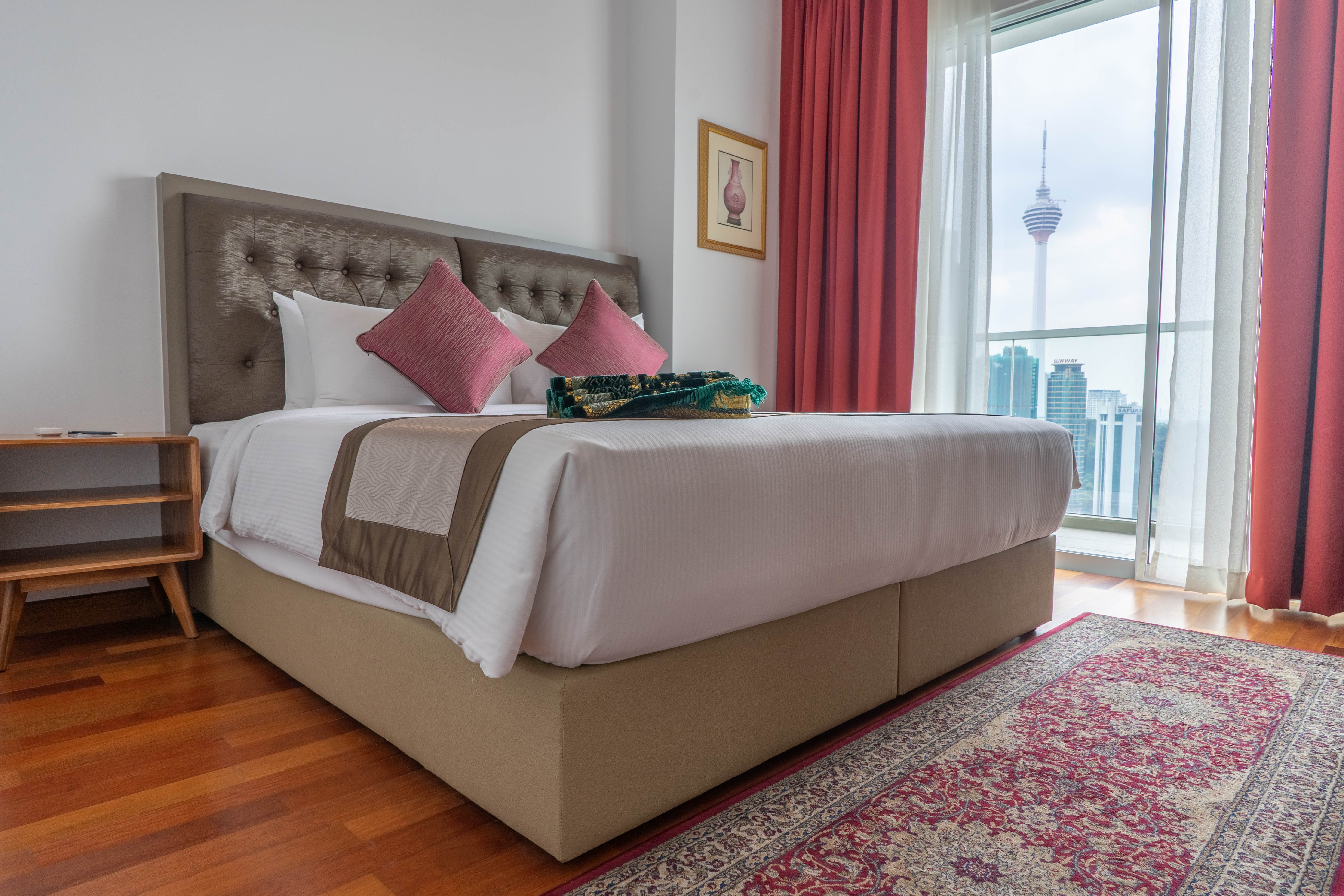 APARTMENT 1 ROOM-2